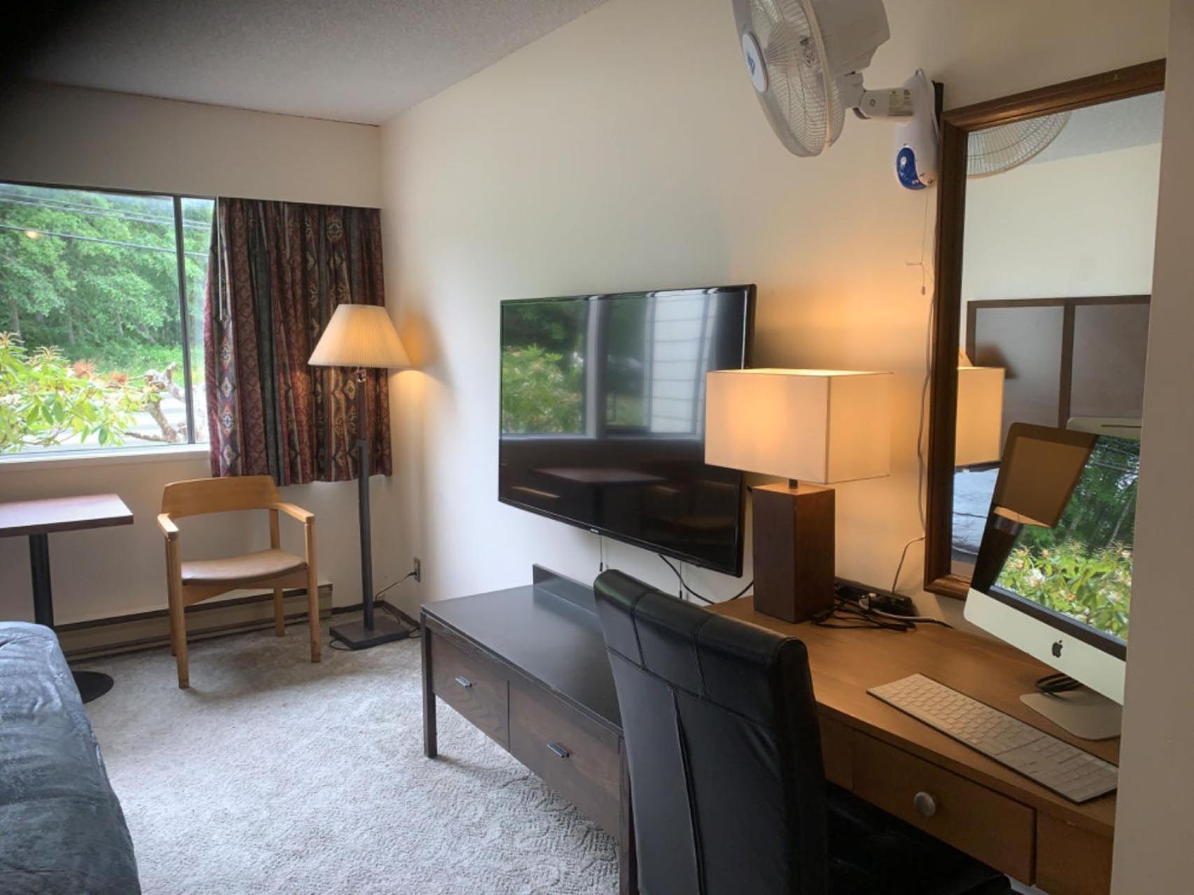 Providence Place Inn Port Hardy Exterior photo